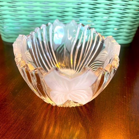 SALE MIKASA Oval Crystal Candy Nut Dish Deep Cut Ridges Scalloped - Picture 3 of 4